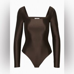 Aritzia Babaton Satinette Square-Neck Long Sleeve Bodysuit Size S Brown